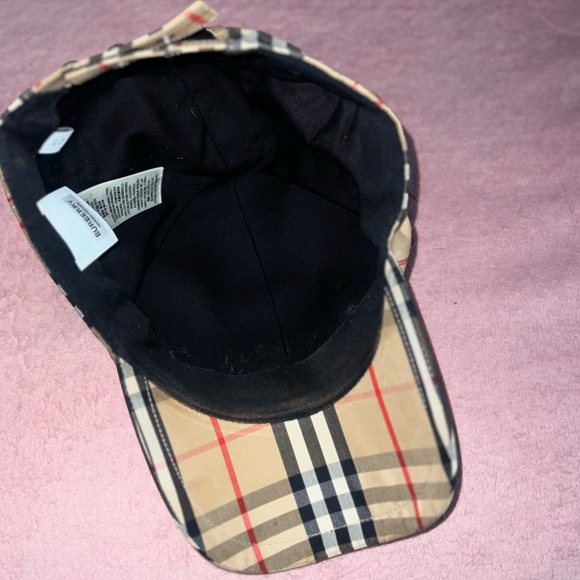 Burberry House Check Baseball Cap - Picture 6 of 7